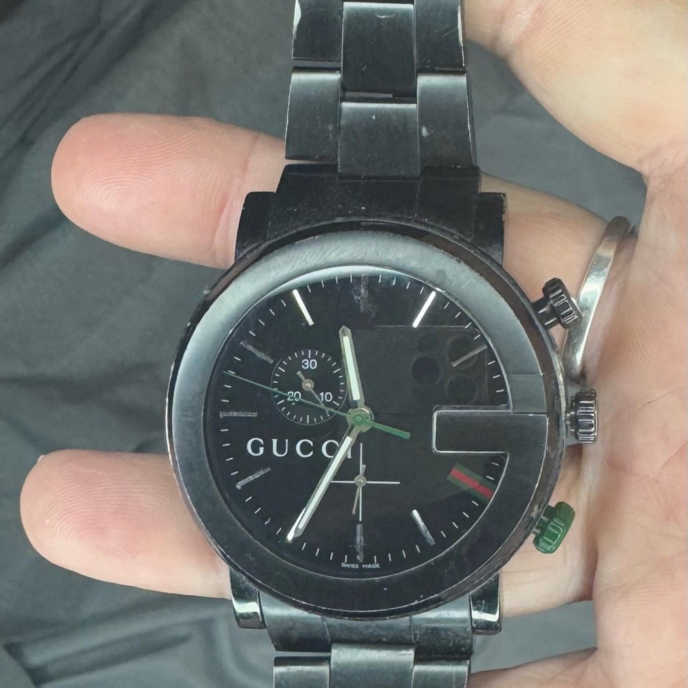 Gucci Black Stainless Steel Chrono Watch - PreOwned - Lifetime Battery Warranty - Picture 5 of 9